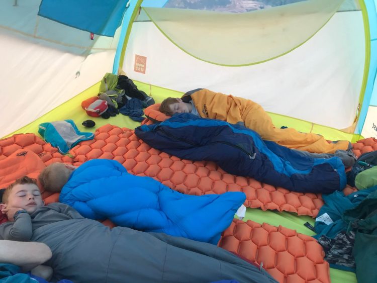 Trespass Bunka Camping 2-3 season Mummy Junior Kids Sleeping Bag Boys Girls 